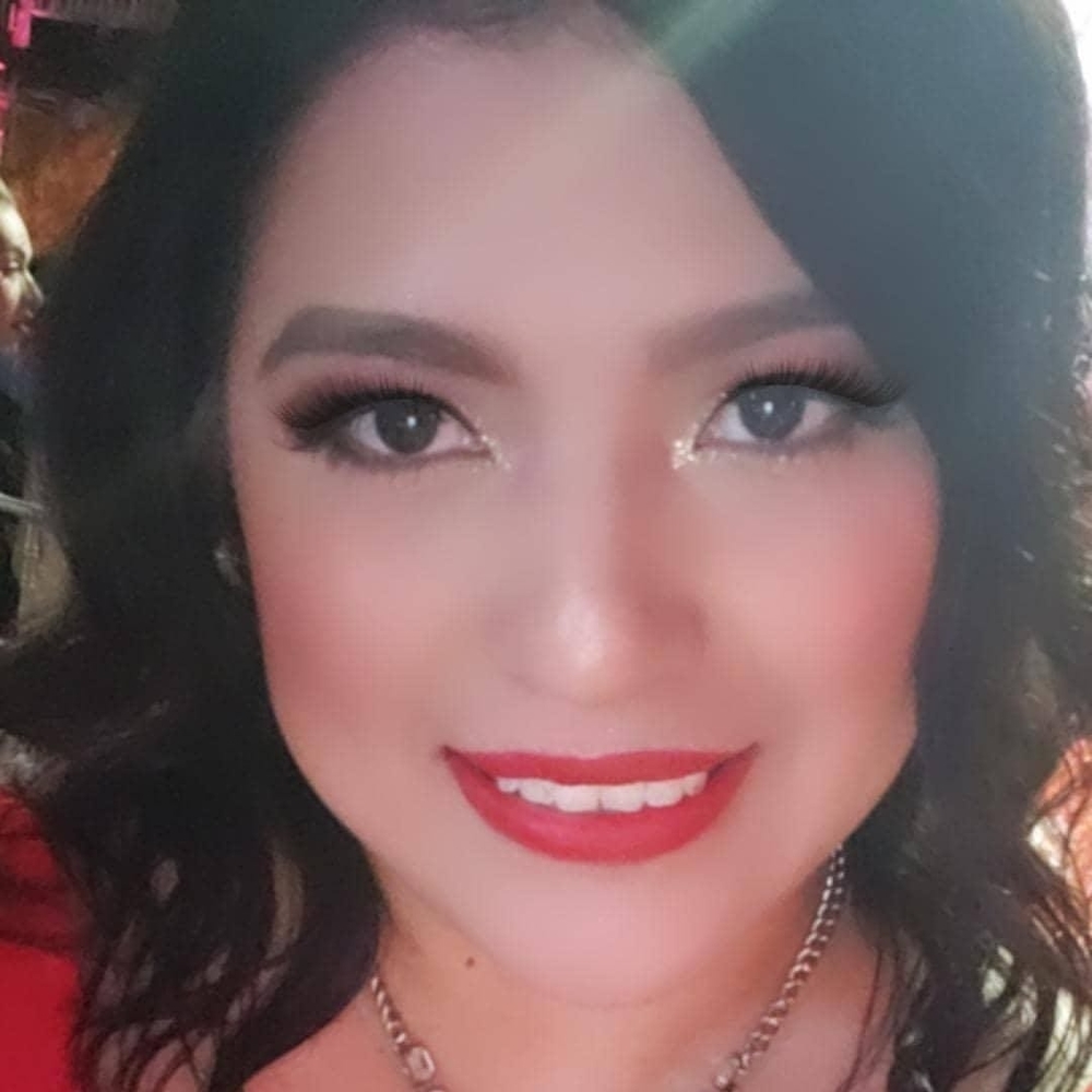 Meet your Posher, Zahayra